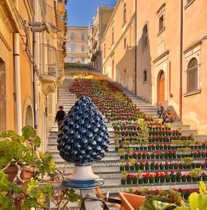 Alla Romana Villa Caltagirone Bagian luar foto